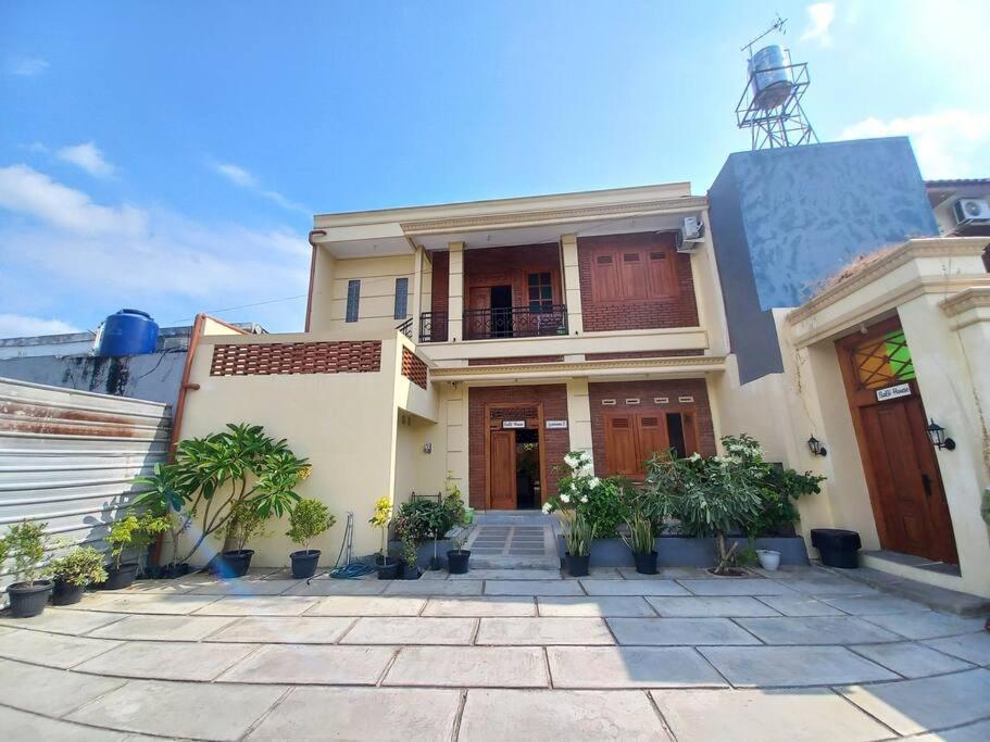 Sabi House Lesmana 2 By Simply Homy Villa Yogyakarta Bagian luar foto