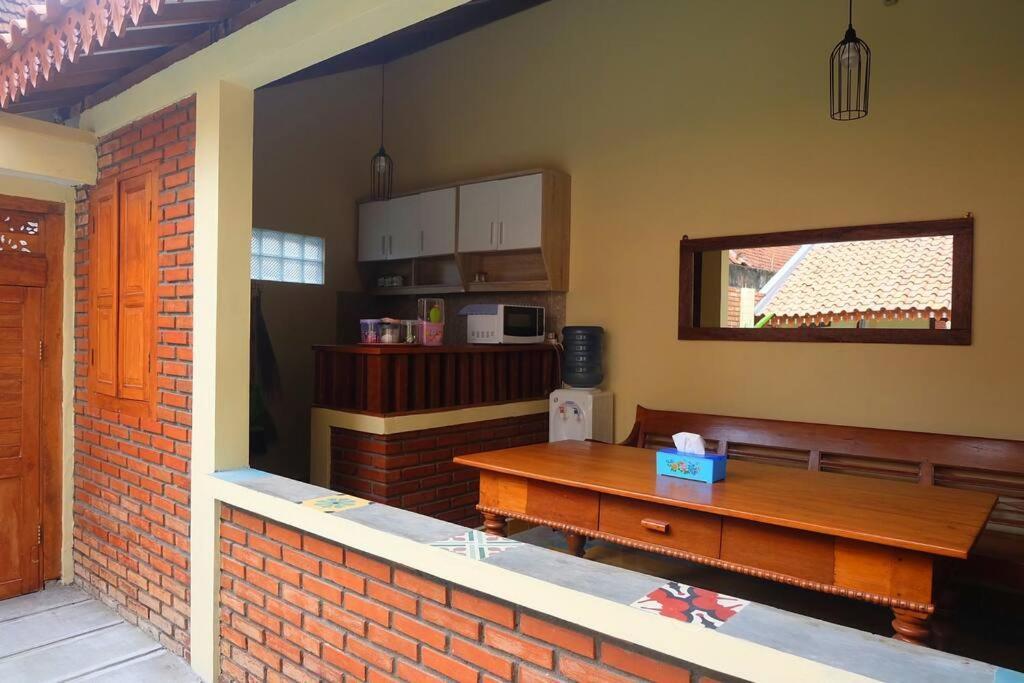 Sabi House Lesmana 2 By Simply Homy Villa Yogyakarta Bagian luar foto