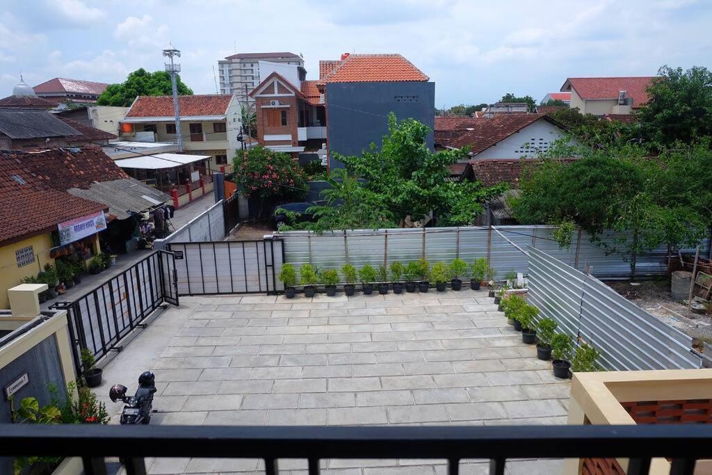 Sabi House Lesmana 2 By Simply Homy Villa Yogyakarta Bagian luar foto
